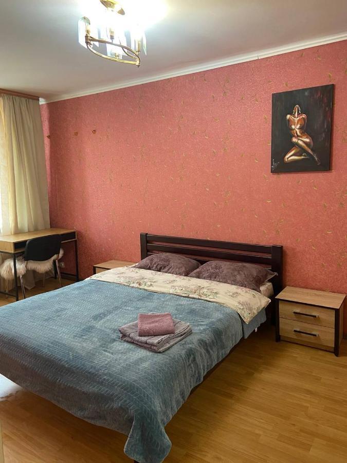 Apartment In Shoduar's Park *